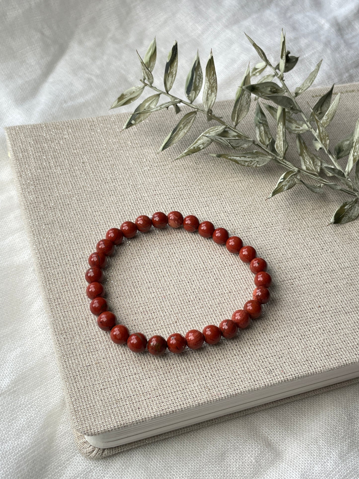 Roter Jaspis Perlenarmband